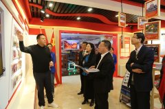 通遼工商銀行領(lǐng)導(dǎo)一行五人來源源集團(tuán)參觀調(diào)研