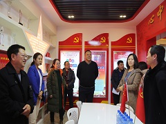 內(nèi)蒙自治區(qū)國家稅務(wù)局人員參觀源源集團(tuán)黨群活動(dòng)中心